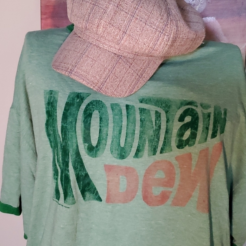 🏀 VINTAGE MOUNTAIN DEW T SHIRT - Picture 2 of 11